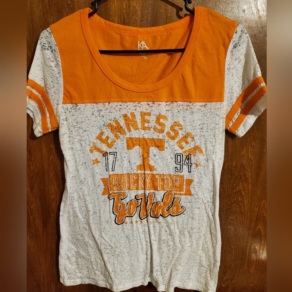 TN Vols tshirt.